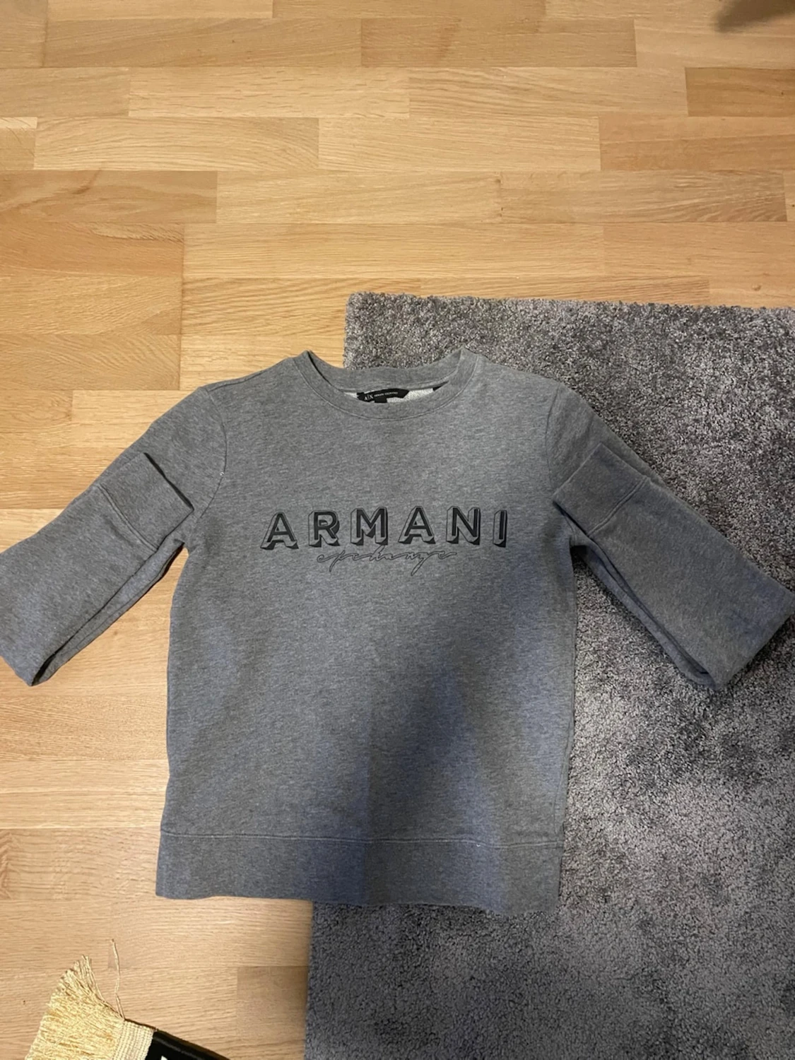 Grå sweatshirt från Armani Exchange