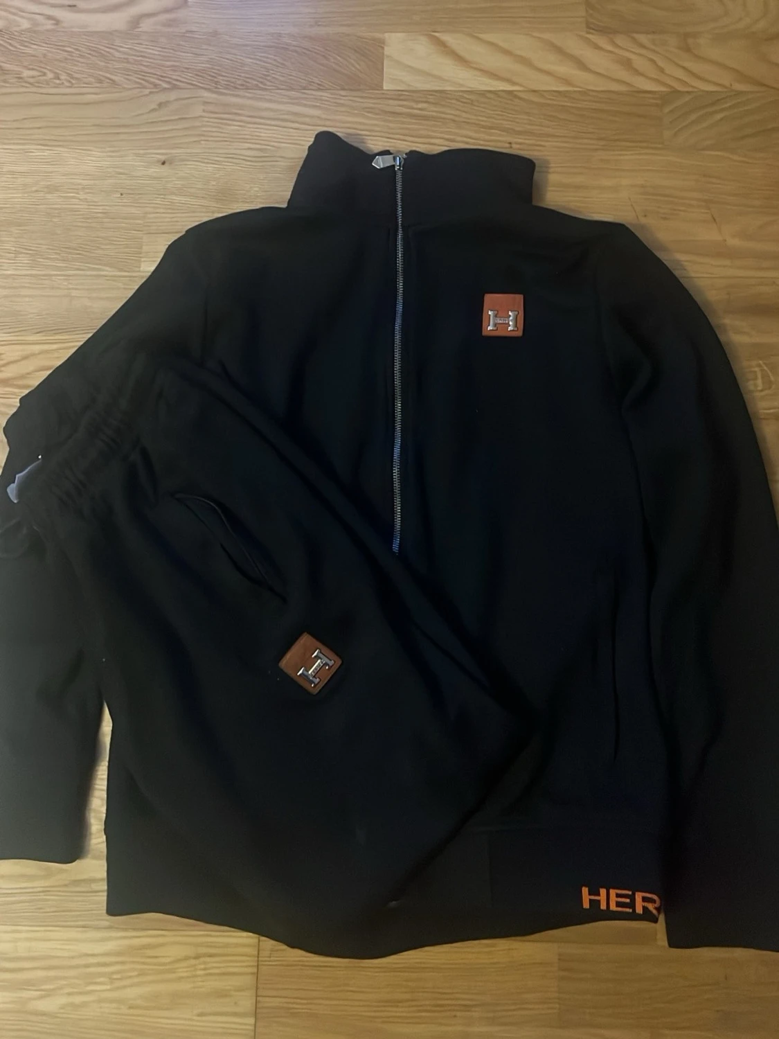 H,m - 3