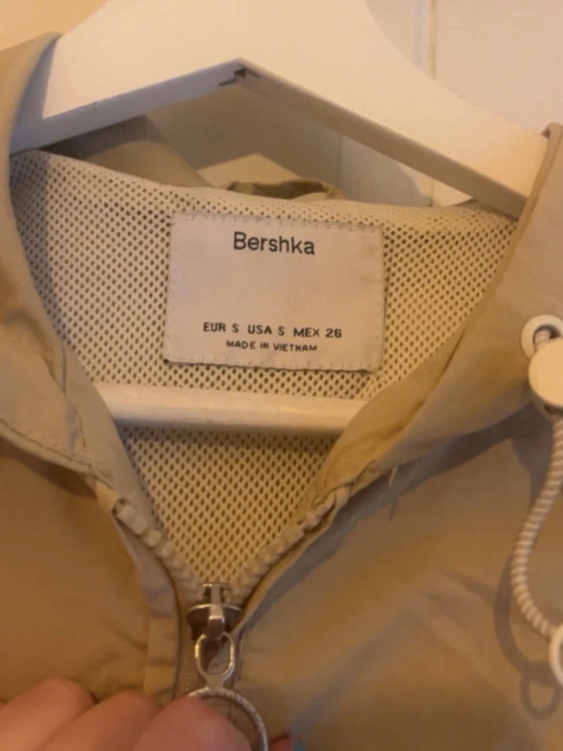 Beige vindjacka  - 2