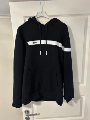 Hugo boss Hoodie - Inte använd mycket alls, Storlek S