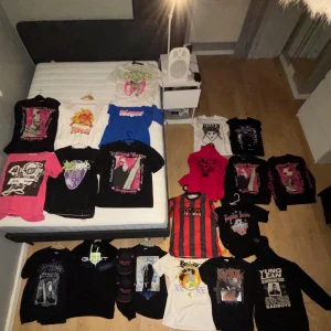 Drain gang/sadboys merch READ description  - Säljer nu lite av min drain gang/sadboys collection. Allt är runt storlek S-XL. SÖKER trades för annat drain merch från storlek S-L  om ni har något skriv gärna.  kan mötas i Stockholm 