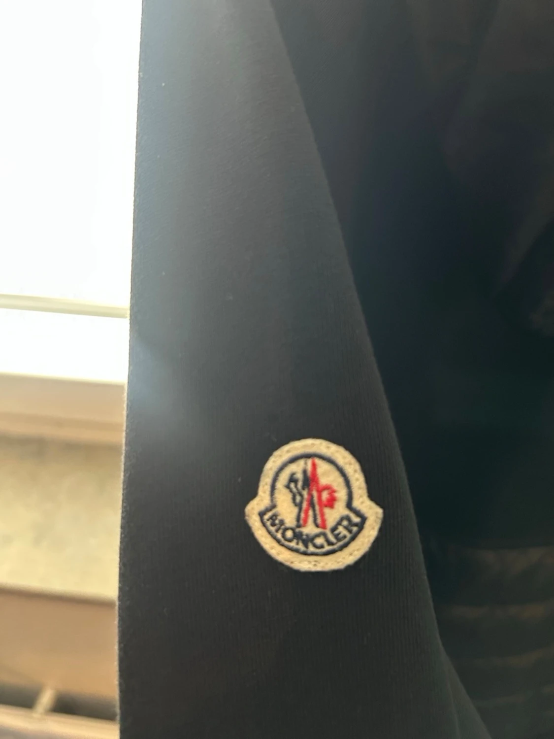 Svart pufferjacka från Moncler - 2