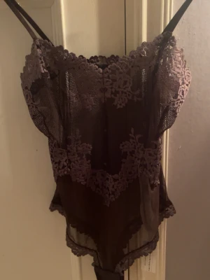 Intimissimi body  - Säljer min helt oanvända intimissimi body i storlek S. Lappen kvar!