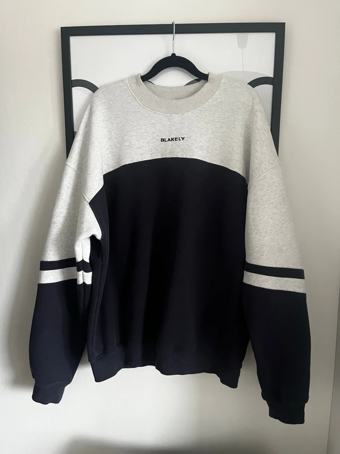Blakely clothing Sweatshirt 