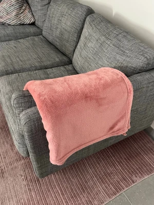 Gosig filt  - Super gosig filt från Åhléns💕