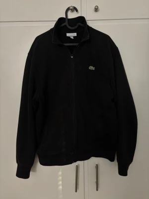 Lacoste tröja - Lacoste tröja, knappt använd