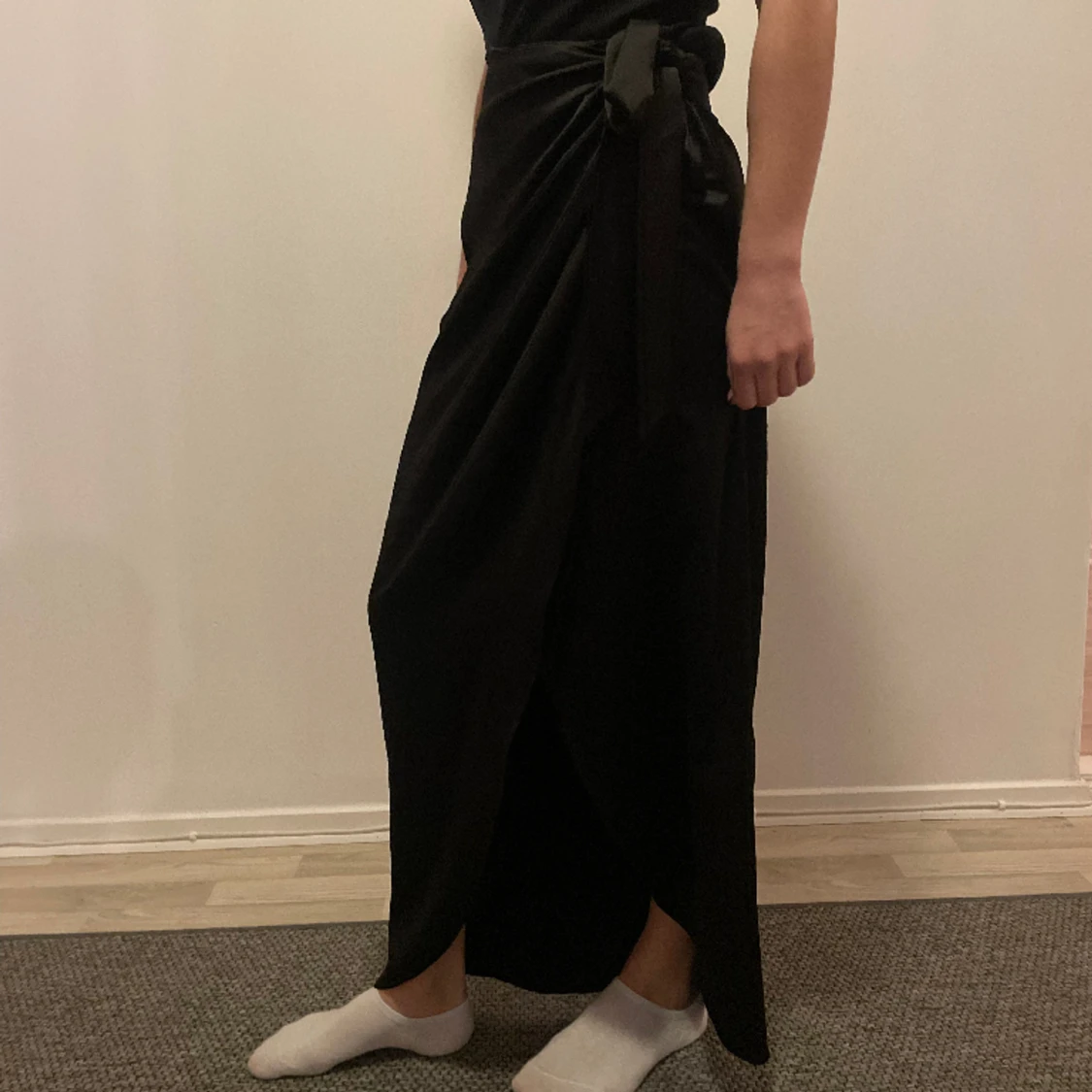 Svart satinkjol - 91