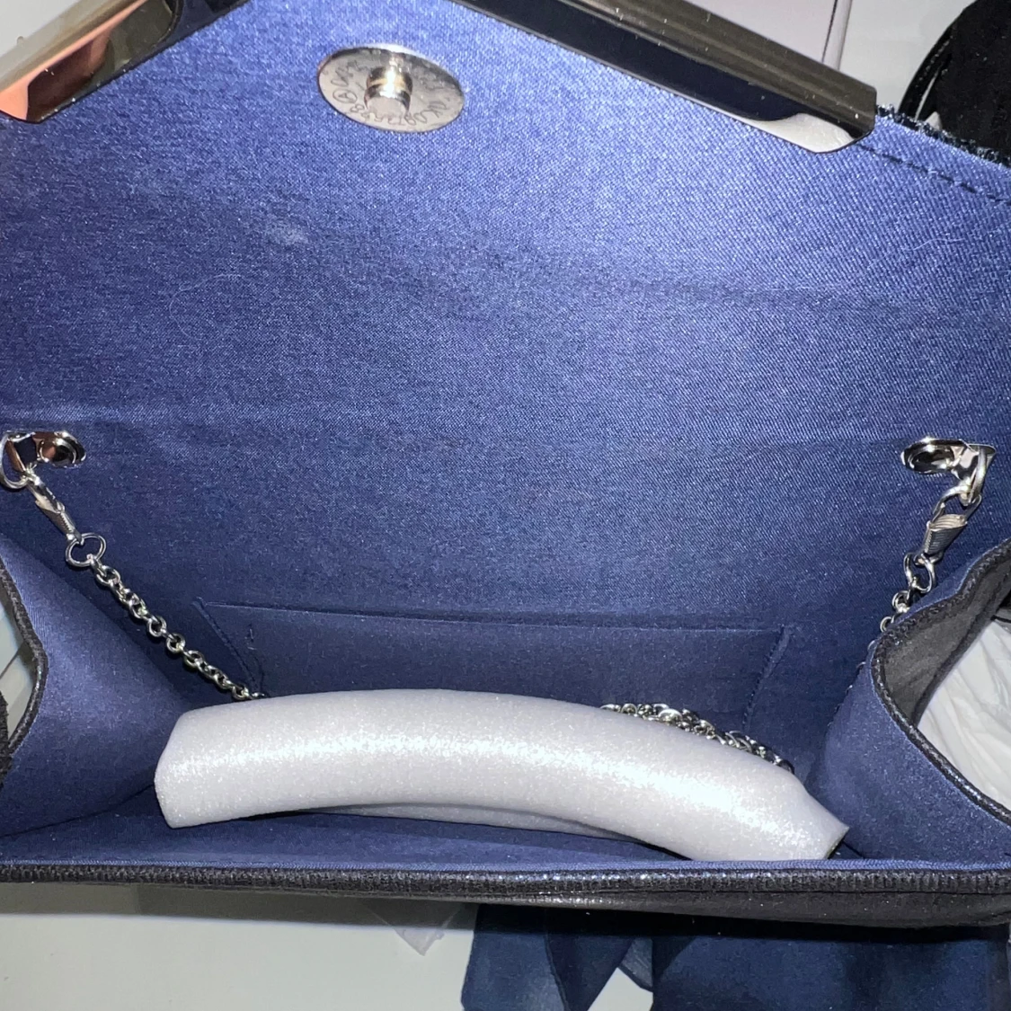 Marinblå kuvertväska - 90