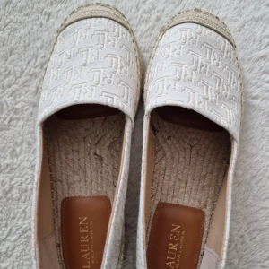 Espadrillos - Espadrillos 39 storlek helt ny