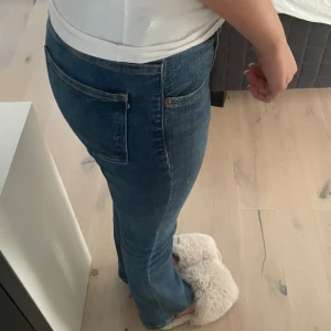Jeans - Jättesnygga och i bra skick då de knappt är använda. Skriv vid frågor osv!💓