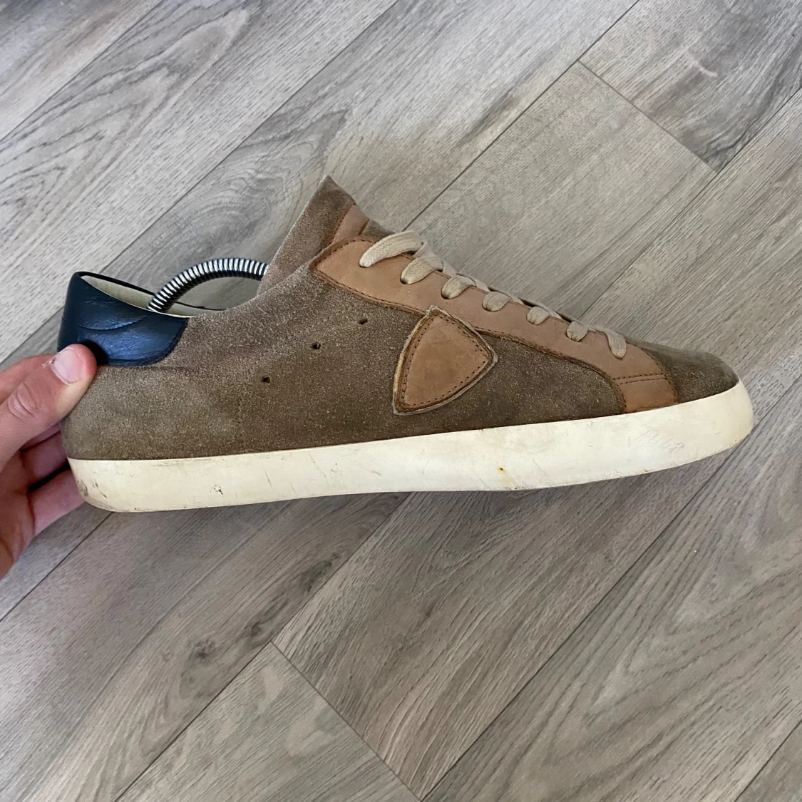 Phlippe model skor  - 91