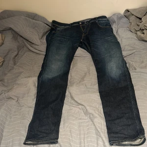 Replay anbass jeans  - Schyssta replay anbass jeans i ett bra skick i storleken 38