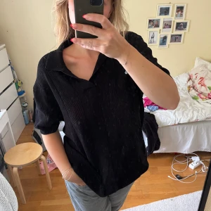 Stickad piké  - Supercool oversized stickad pikétröja ❤️oanvänd.