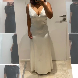 Vit balklänning  - Vit balklänning köpt från kungliga operan. Var med i föreställningen Butterfly som spelades på Kunliga Operan 2014.    Storlek: M  Längd: Är 1,5 m lång och klänningen går ner till marken när jag har på mig den. 