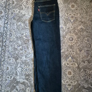 Levis Jeans - Ett par levis jeans, loose taper💞 Väldigt bra skick!