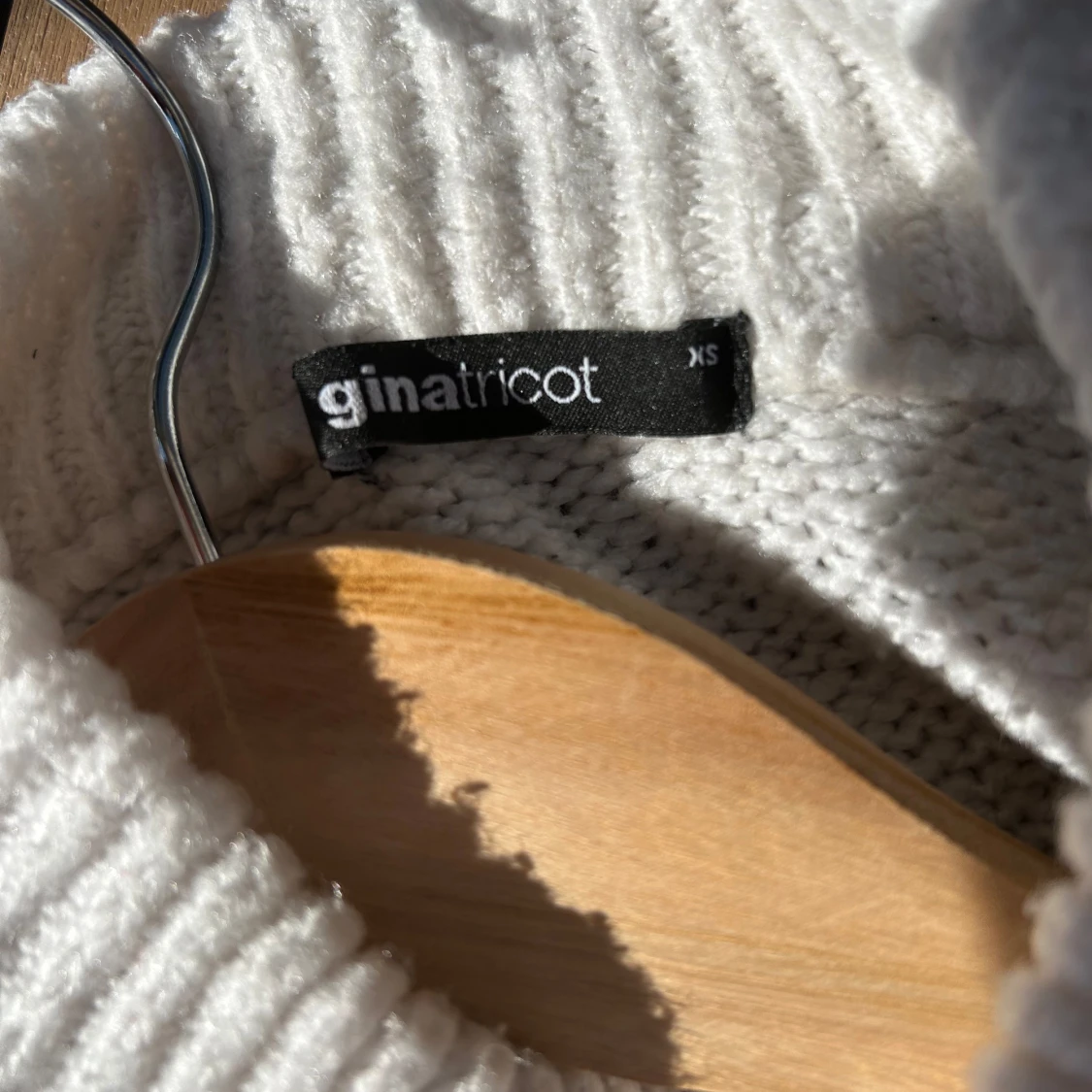 Vit stickad tröja - 91