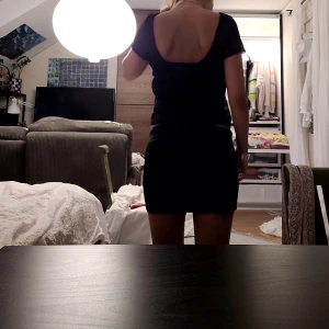 Rygglös lace t shirt - Nyskick aldrig använt