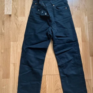 Levis jeans  - Väldigt fint skick, lite skrynkliga på bilden