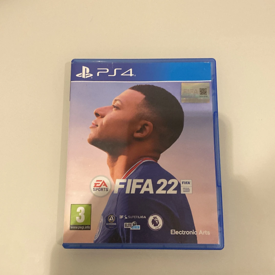 FIFA 22 oanvänd säljer för har redan utan skiva 
