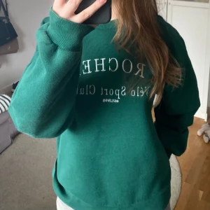 Grön sweatshirt - Mycket bra skick, näst in till oanvänd