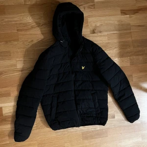 Lyle&scott jacka - Vinter jacka väldigt skön 
