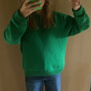 Stickad tröja⭐️⭐️💓💓 - Grön stickad tröja⭐️⭐️💓💓