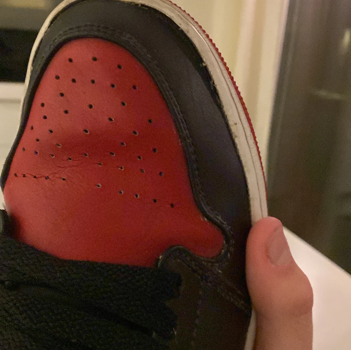 Jordan 1 bread toe  - 90