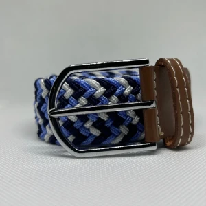 Flätat bälte - Säljer nu mitt blåa, vita och svarta flätade bälte i längden 85cm mer går till 150cm alltså stretch  