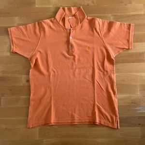 Orange Pringle pikè - Orange Pringle pikè i stl M som är perfekt till sommaren