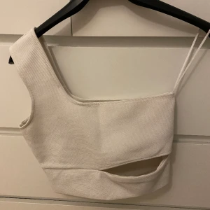 Vit topp - Vit topp storlek S