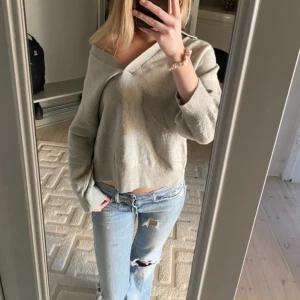 Tröja  - Jättefin v ringad tröja 