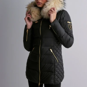 Rockandblue jacka - Skit snygg rockandblue jacka, säljer pga inte kommer till andvändning💕nypris 3499, kan också tänka mig att byta mot en annan jacka💕