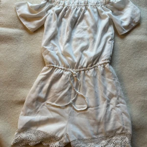 Jumpsuit vit - Storlek 36