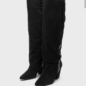 Twist and tango boon boots - Super snygga boon boots från twist and tango i storlek 39! Köpta av en annan tjej på plick och använda några gånger!! Pris kan diskuteras!