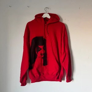 Custom hoodie - Hoodie med design 