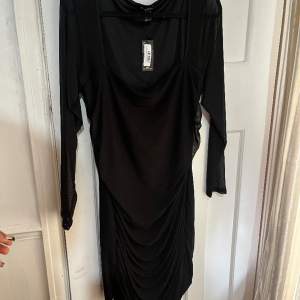 Never been worn. Black dress 