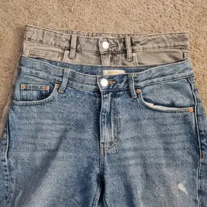 Säljer 3 par straight low jeans från Gina Tricot, då de inte passar! Ljusa paret är nya med prislapp, och de andra två är använda. 500kr för alla tre, kontakta om ni vill köpa separat!❤️ Helt slutsåld på hemsidan!