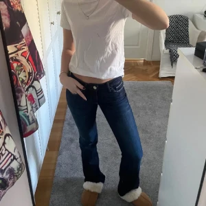 Lågmidjade jeans - Mavi jeans som är low waist jeans Bootcut💗