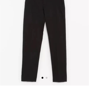 Slacks  - Oanvända  Har 2 st i stl 40 och 42  Köpt på Lindex 