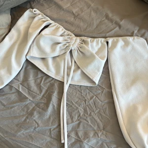 Topp - Från plt, jätte fin knappt använd