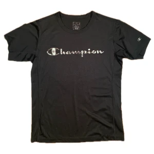 Champion t-shirt - Träningstisha i okej skick
