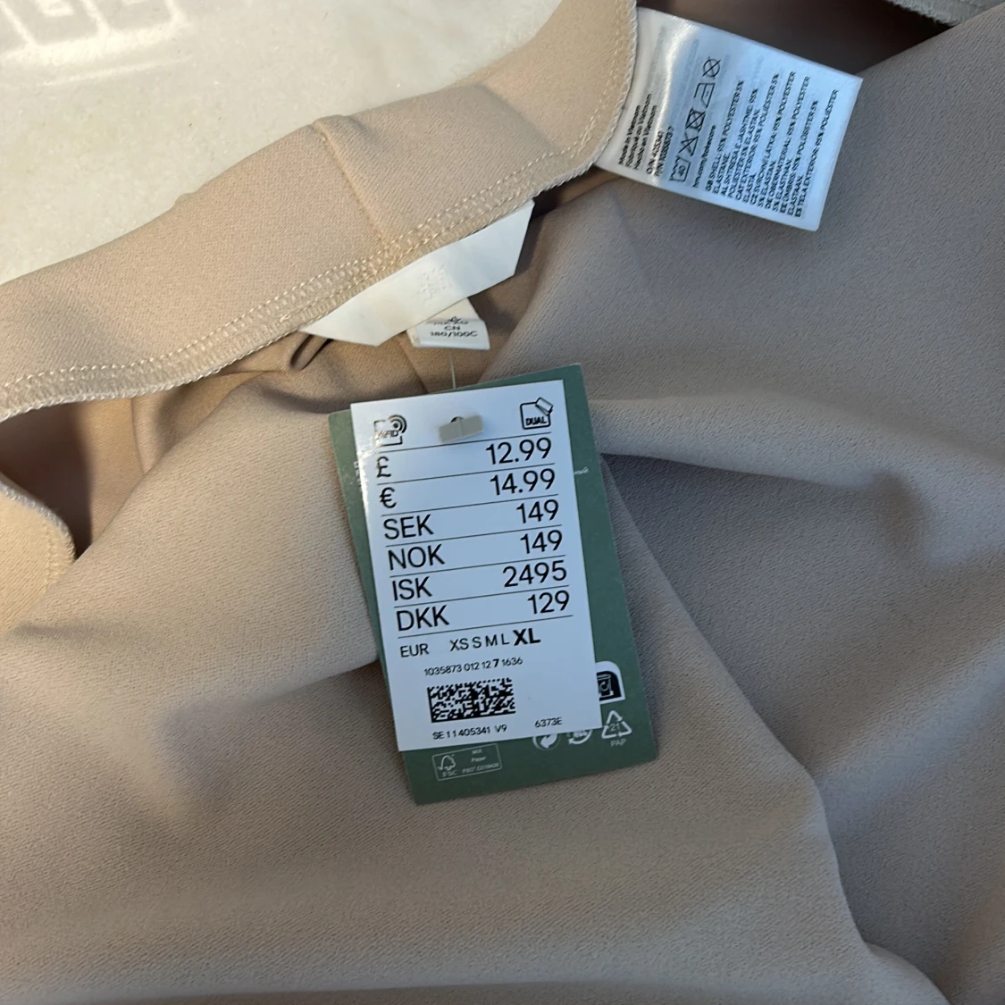 Byxor från hm med prislappen kvar - 90