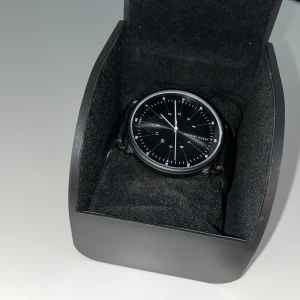 Armani Exchange klocka - Använd 2 eller 3 gånger och är i jätte bra skick. Hör av dig om du har några frågor!😃