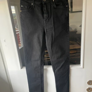 Tiger of Sweden - jeans  - Jeans från tiger of sweden, använda en del så lite urtvättade. Storlek 26/32