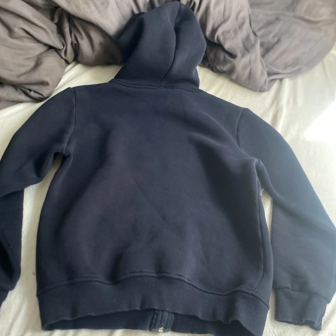 Tommy hilfiger tröja bra skick  - 91