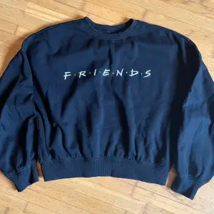 Svart ’Friends’ tröja från HM, som ny 