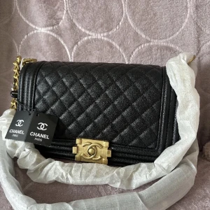 Sälja en fin väska  - Sälja men fin väska. Pu material. 