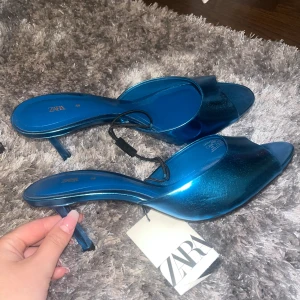 ZARA klackar😍 - De perfekta skorna för sommaren😫Helt nya i storlek 38, buda gärna🥰