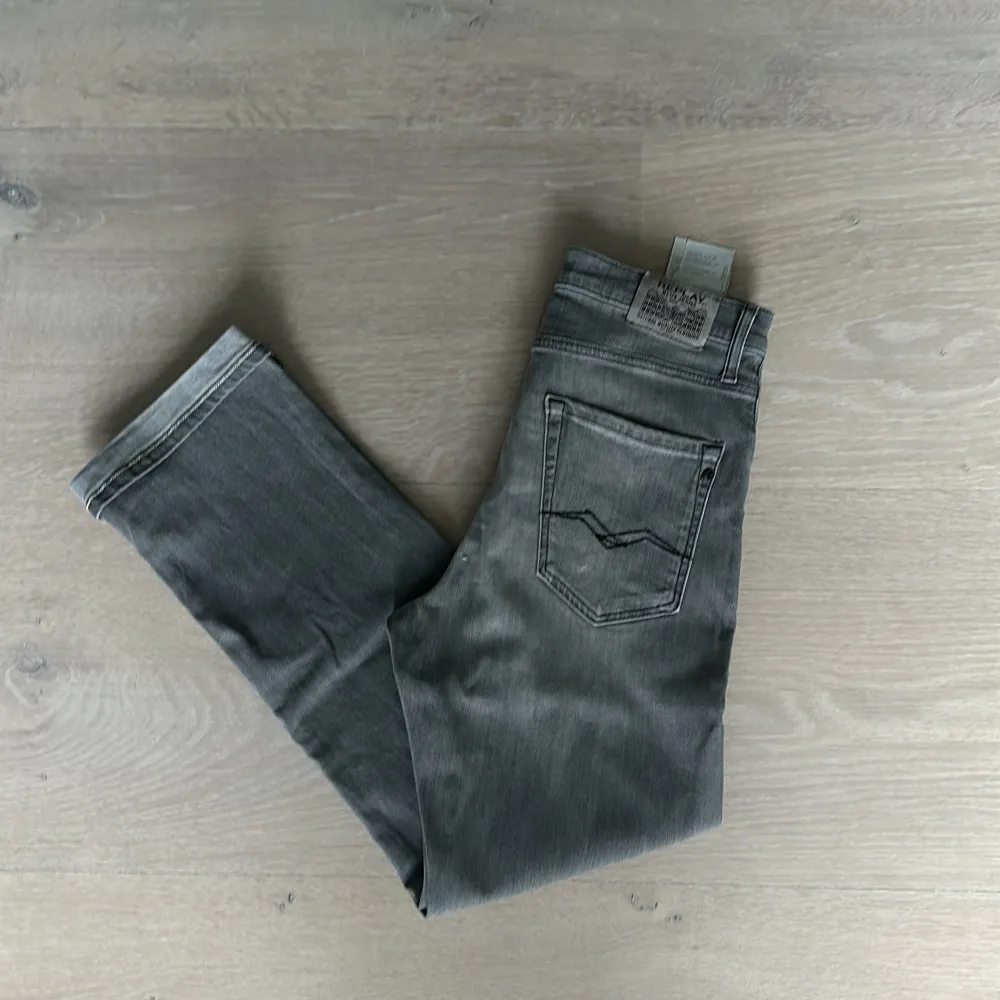 Replay Jeans i bra skick dm för frågor . Farkut & Housut.