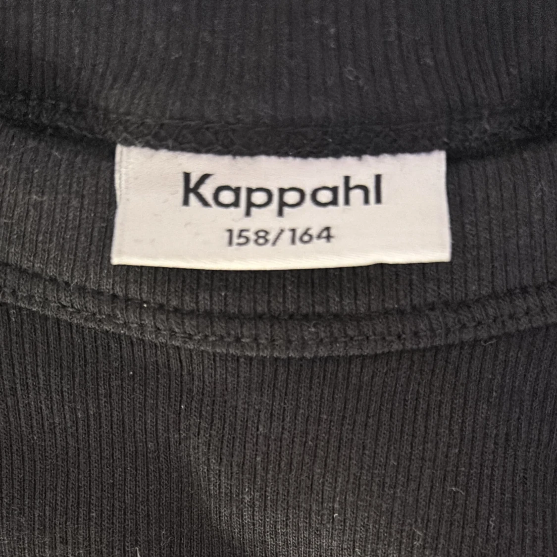 Basic svart linne - 91